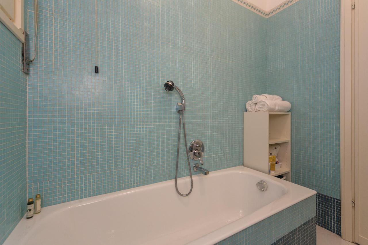Casa Linda Vista Da Sogno, Piscina E Tennis Rapallo Bagian luar foto