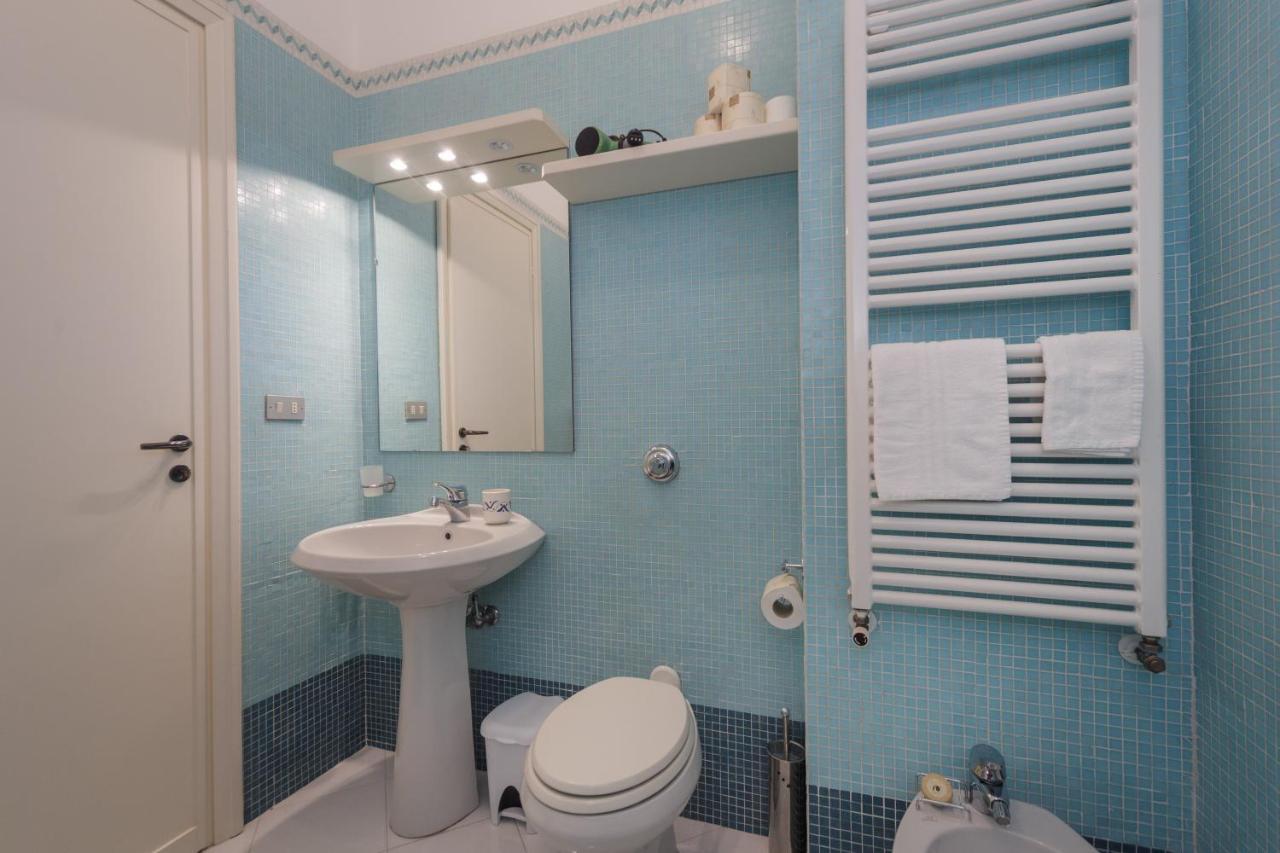Casa Linda Vista Da Sogno, Piscina E Tennis Rapallo Bagian luar foto