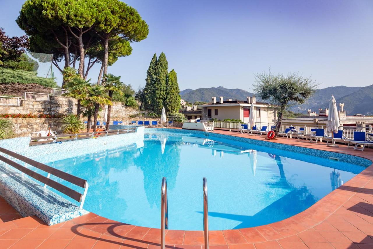 Casa Linda Vista Da Sogno, Piscina E Tennis Rapallo Bagian luar foto