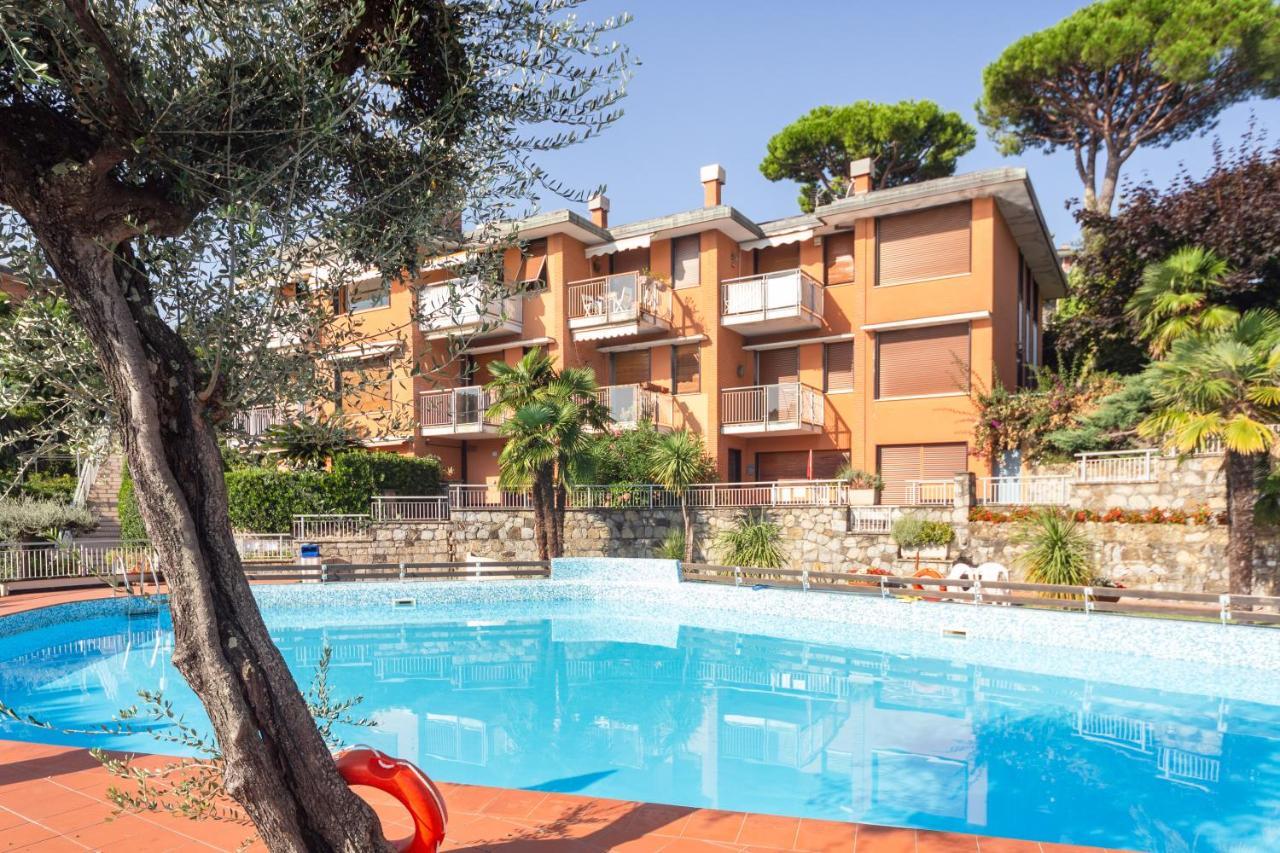 Casa Linda Vista Da Sogno, Piscina E Tennis Rapallo Bagian luar foto