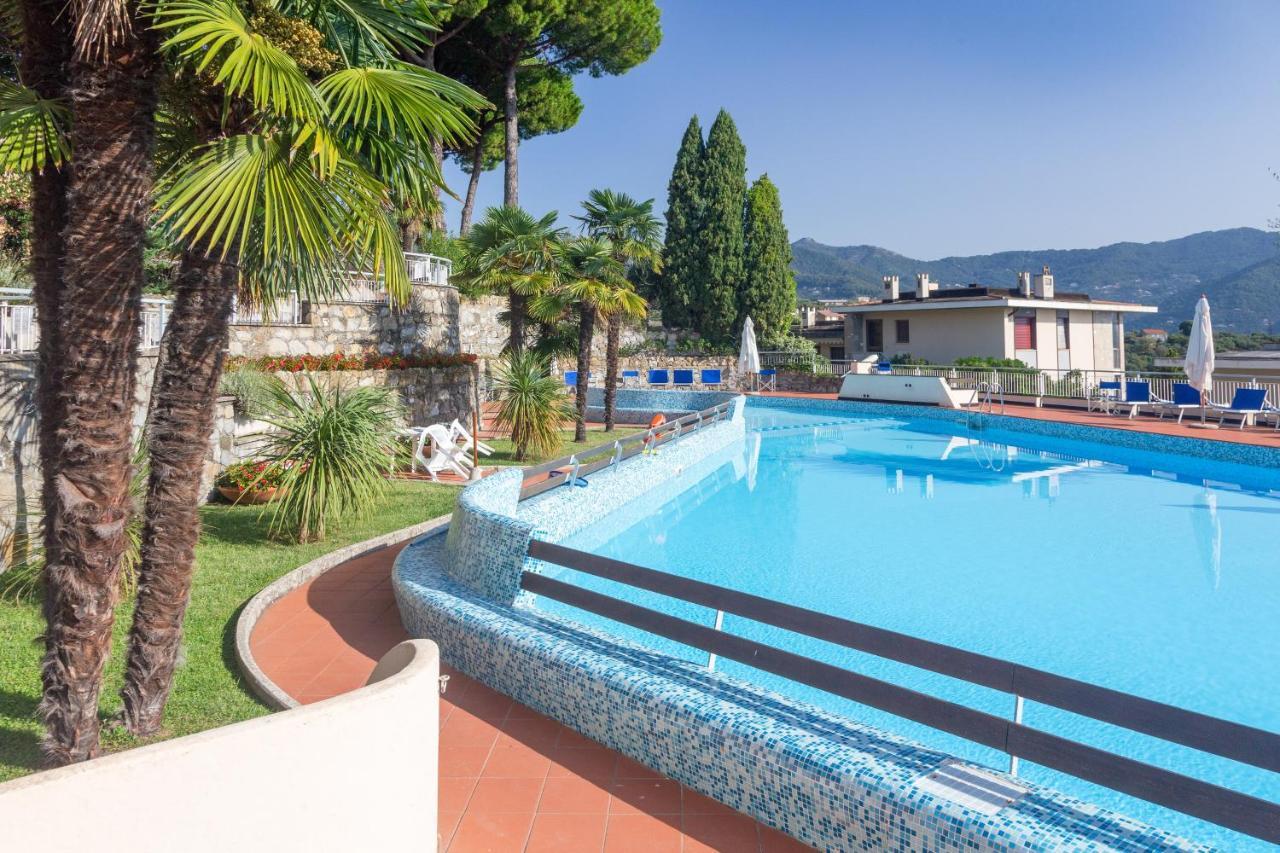 Casa Linda Vista Da Sogno, Piscina E Tennis Rapallo Bagian luar foto